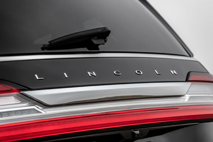 Логотип Lincoln Navigator HPE600 by Hennessey 2018 года  (фото 21 из 22)
